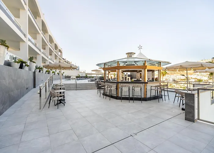Apartamentos Altair